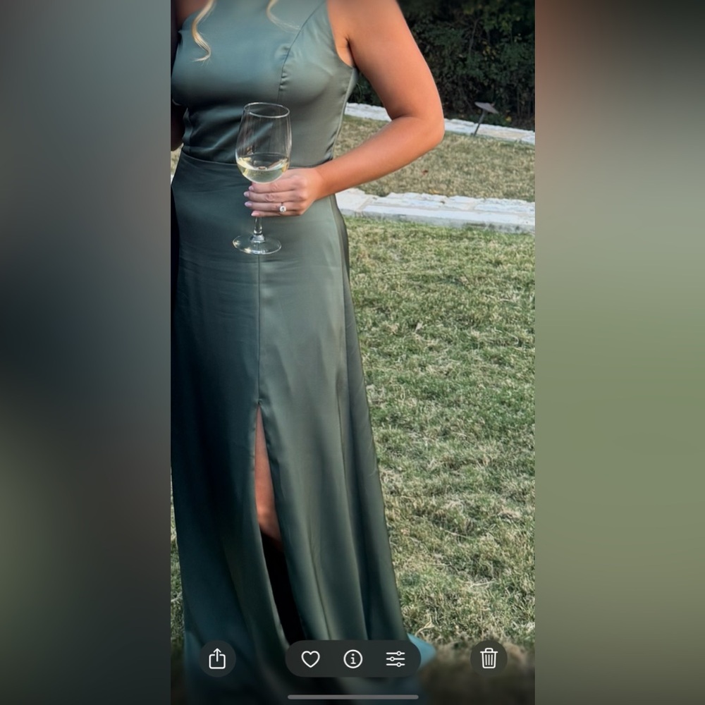 Elegant Green Satin Evening Dress
